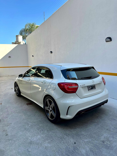 Imagen 5 de 9 de Mercedes-benz Clase A 2013 2.0 A 250 At Sport B.efficiency