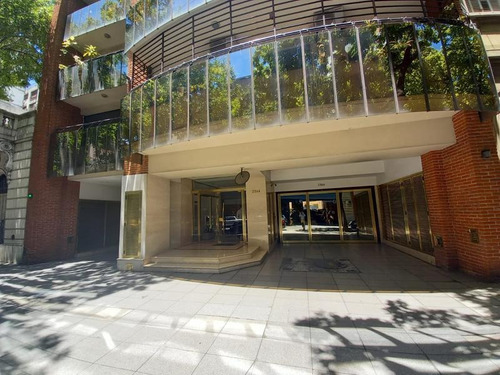 Imagen 2 de 20 de Flores: Venta 2 Ambientes Con Balcon, Muy Luminoso, En Edificio De Categoria