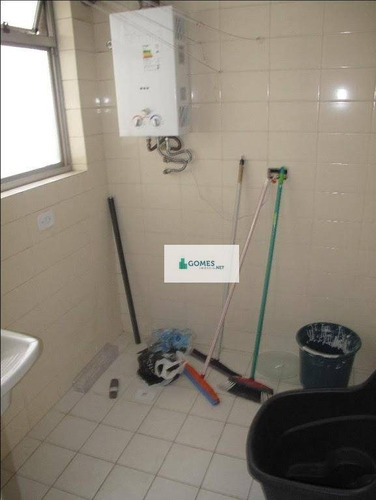 Apartamento Com 3 Dormitórios Para Alugar Por R$ 1.300,00/mês - Jardim Botânico - Curitiba/pr - Ap0131
