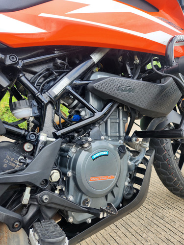Adventure 250cc, En Excelentes Condiciones, Con Accesorios