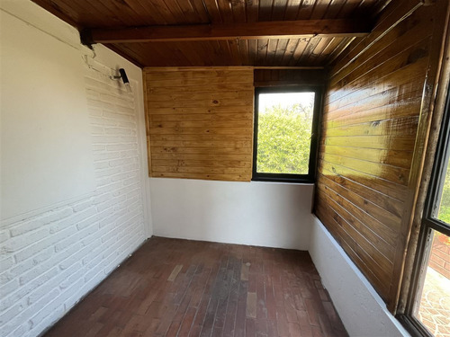 Casa En Venta De 3 Dorm. En La Cisterna