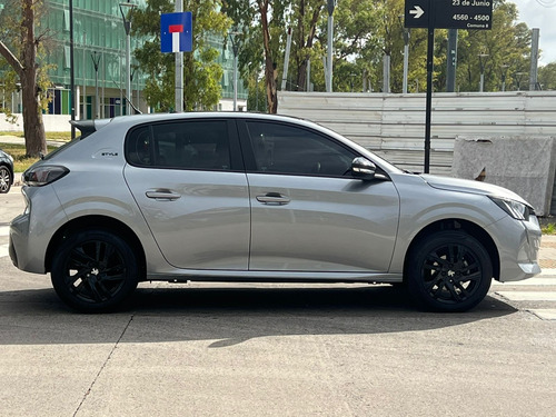 Peugeot 208 1.6 Style Tiptronic