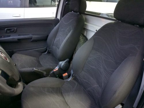 Imagem 8 de 11 de Fiat Strada Cs 1.4 Flex
