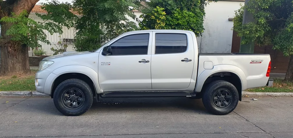 Toyota Hilux 3.0 I Sr Cab Doble 4x4 (2009)