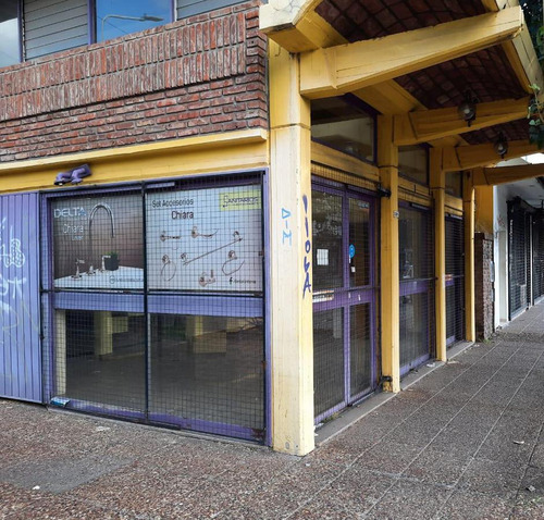 Local - Castelar