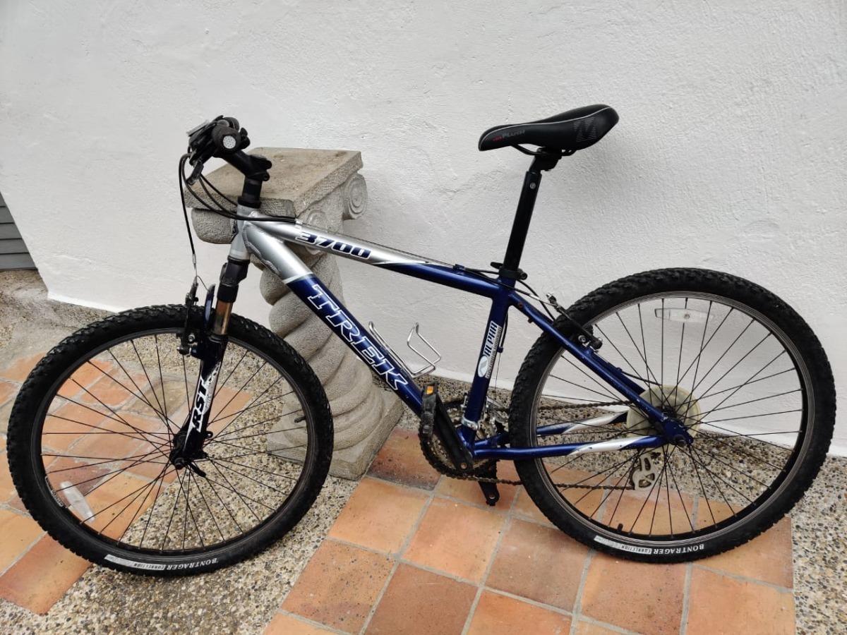 precio de bicicleta trek 3700