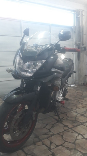 Imagem 2 de 9 de Suzuki Bandit