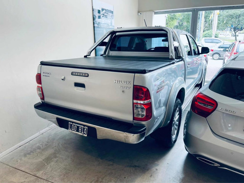 Toyota Hilux 3.0 Cd Srv Cuero I 171cv 4x4 2012