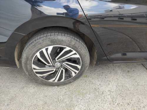 Imagen 7 de 13 de Volkswagen Jetta Highline 1.4l 150hp Tip 2019