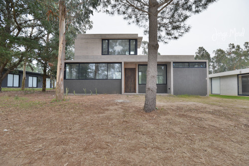 Casa Interno #300-400 - Costa Esmeralda - Senderos 3 - 896m2 #id 10629