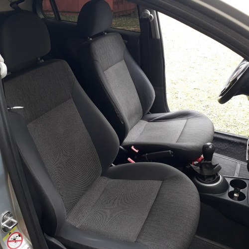 Volkswagen Voyage 1.6 Vht Total Flex 4p