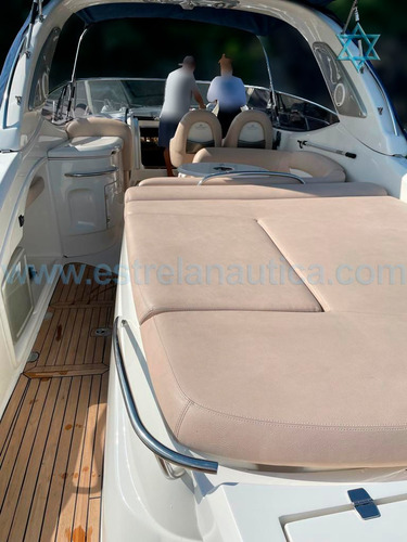 Imagem 7 de 10 de Lancha Cranchi 42 Barco Iate N Ferretti Azimut Catamara