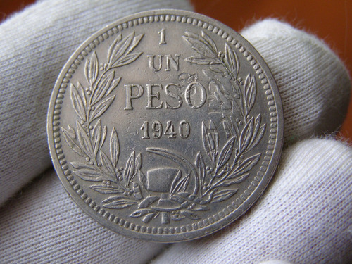 10 Pesos Chilenos De 1940, Uno Acusa Doble Palabra Peso