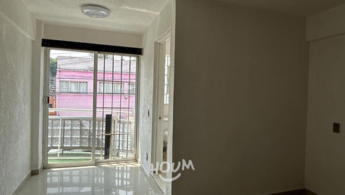 Departamento En Moctezuma 2da Sección, Venustiano Carranza Con 2 Recámaras, 70 M², Id: 153524