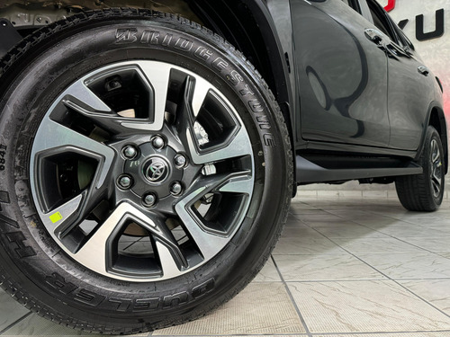 Toyota SW4 2.8 Tdi Srx Platinum 7L 4X4 Aut. 5P