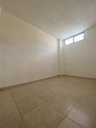 Alquiler Apartamento En El Cordon 2 Dormitorios Y Patio