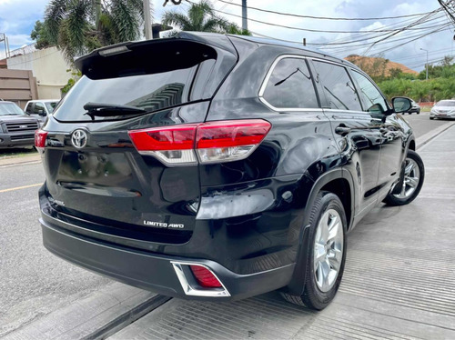 Imagen 3 de 15 de Toyota Highlander Limited Americano