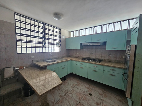 Excelente Casa En Los Chorros