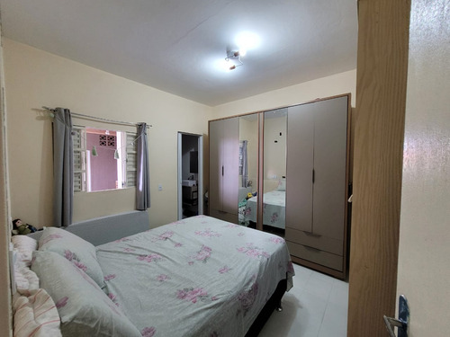 Casa Com Salão Comercial À Venda Em Ferraz De Vasconcelos