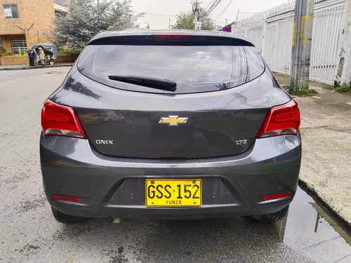 Chevrolet Onix 1.4 Ltz 5 p
