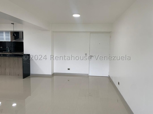 Venta De Apartamento\ Lomas De Prados Del Este  Mg  4-23442
