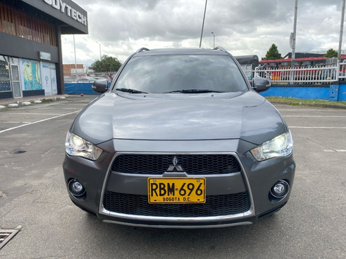 Imagen 3 de 25 de Mitsubishi Outlander 2010