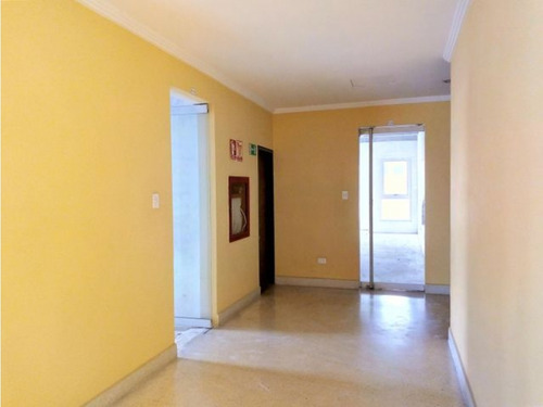 Oficina En Alquiler Zona Industrial Nm-8369910