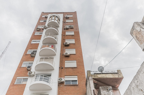 Imagen 26 de 30 de Departamento.venta.2 Ambientes Desocupado Con Cochera Incluida En El Precio.banfield.