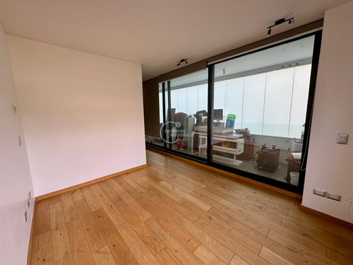Departamento En Venta De 3 Dorm. En Lo Barnechea
