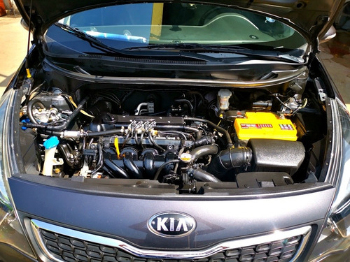 Kia Rio Full Top Deluxe