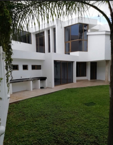 Imagen 4 de 26 de Hermosa Casa En Venta En Bugambilias