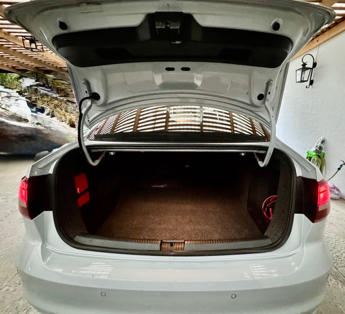 Volkswagen Vento 1.4 Highline 150cv At