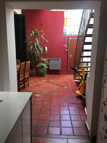 Imagen 10 de 19 de Ph 3 Dormitorios Con Patio Y Terraza Reciclado