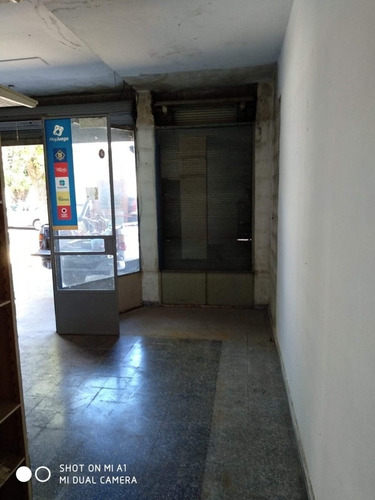 Imagen 3 de 5 de Local Comercial Con Renta