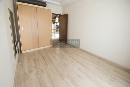 Imagem 8 de 13 de Rua Iririú - Residencial E Comercial - Excelente Sobrado Residencial Com Sala Comercial Mobiliada De Frente Para A Rua. Averba - 163 - 69962088
