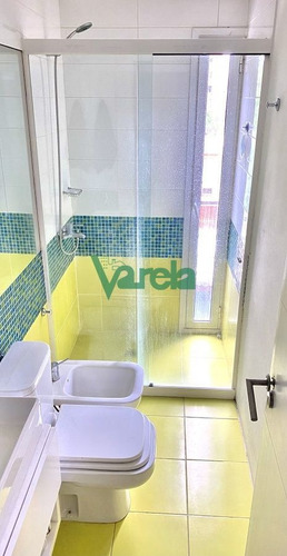 Imagen 17 de 19 de Venta Casa Pocitos, 3 Dorm, 4 Baños, Gge Y Patio Con Parrillero!! - Montevideo Pocitos