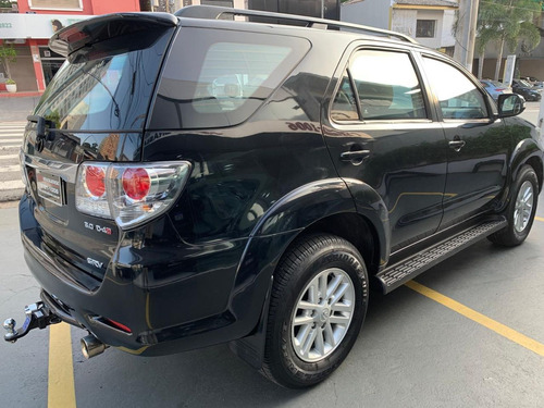 Toyota Hilux SW4 SW4 SRV D4-D 4x4 3.0 TDI Dies. Aut