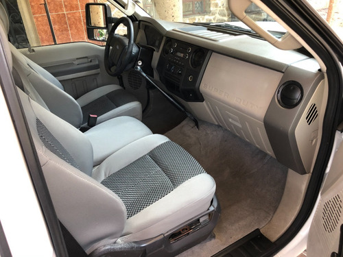 Imagen 10 de 15 de Ford F-350 2010 Super Duty 4 Toneladas Ford F-350 Chasis Cab