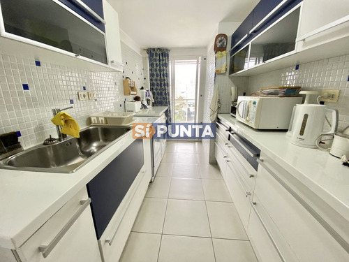 Imagen 12 de 30 de Apartamento En Alquiler Anual