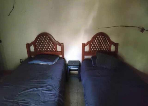 Cuarto Amueblado Con Baño Incluido Con Servicios Incluido