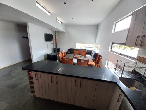 Exclusiva Casa Moderna En Mirasol, Confort Y Ubicación Ideal