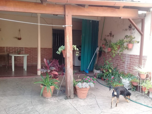 Imagen 4 de 7 de San Martin - Amplia -gran Terreno - Opcion Edif.