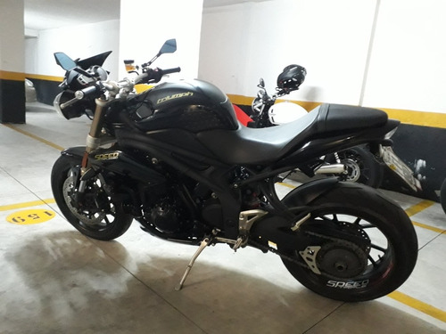Triumph Speed Triple 1050i