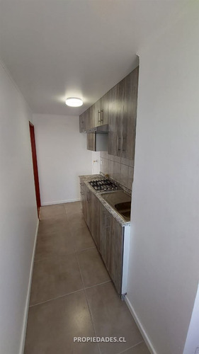 Departamento En Arriendo De 2 Dorm. En La Cisterna