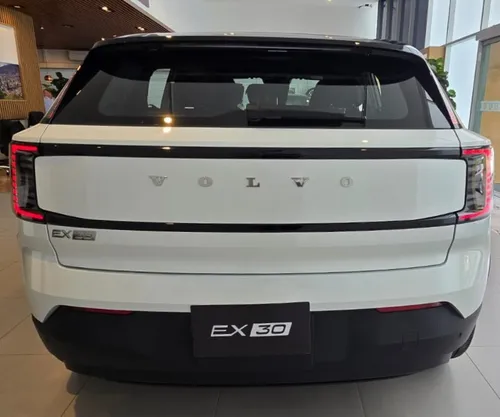 Volvo EX30 Plus Single Motor Rango Extendido