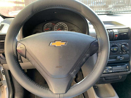 Imagem 9 de 10 de Chevrolet Classic Ls 1.0 Vhc Flexpower 4p 2014