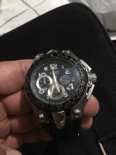 Relógio Flytech. Oriente