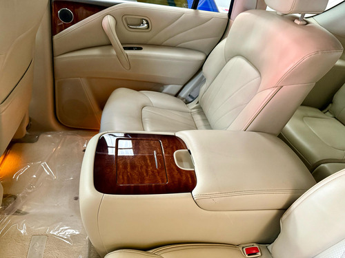 Infiniti QX80 5.6l Perfection 7 Pasajeros At