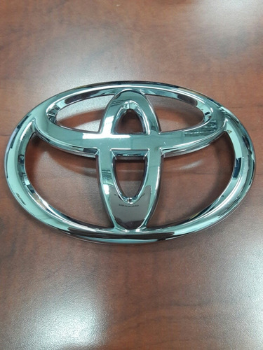 Emblema Delantero Toyota 4runner Original 