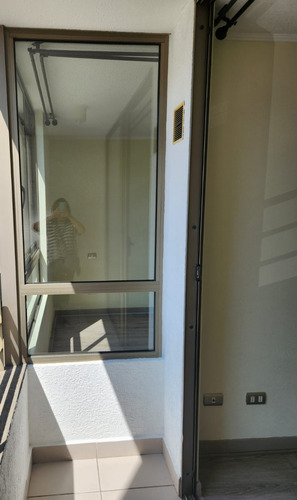 Arriendo Dpto. 1d/1b C/termopanel En Santiago Centro
